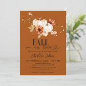 Rust Orange Fall in Liebe Pumpkin-Brautparty Einladung (Stehend Vorderseite)