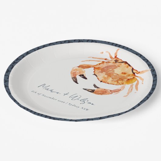 Rust Orange Sand Coastal Crab Nautical Wedding Pappteller (Schrägansicht)