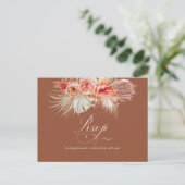 Rust Terracotta Floral Pampas Grass Wedding RSVP Postkarte (Stehend Vorderseite)