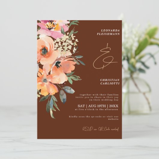 Rust Terracotta Floral QR Code Wedding Einladung (Stehend Vorderseite)