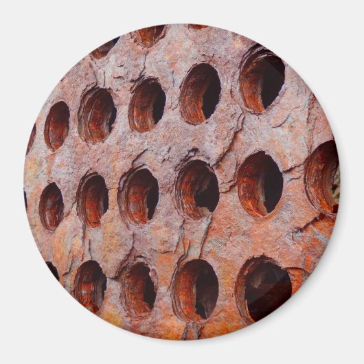 Rusted Perforated Metal Large Round Magnet (Vorne)