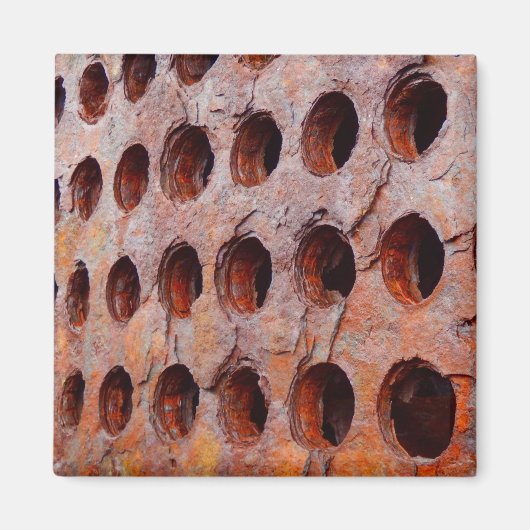 Rusted Perforated Metal Square Magnet (Vorne)