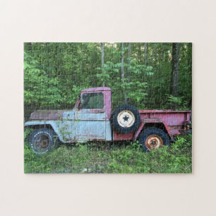 Rustenantischer Lieferwagen LKW im Wald Puzzle