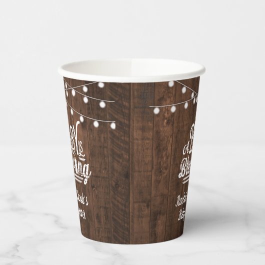 Rustic A Baby wird Baby Shower Fevor Label Pappbecher (Links)