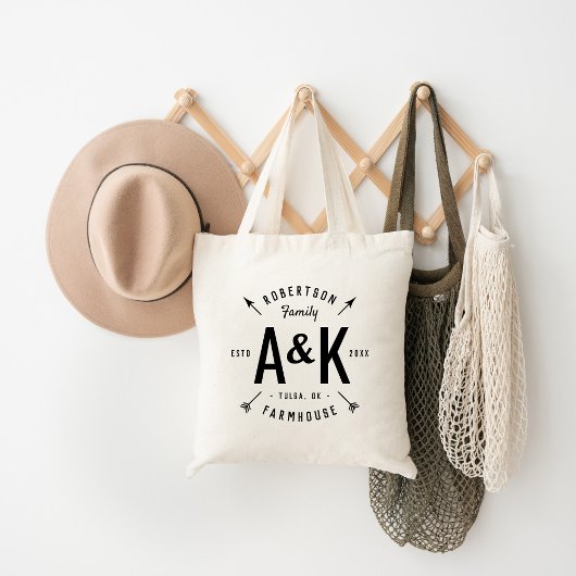 Rustic Arrow Family Monogram Farmhouse Tasche