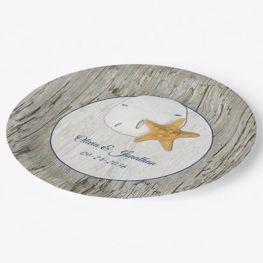 Rustic Beach Driftwood Sand Dollar Wedding Pappteller (Schrägansicht)