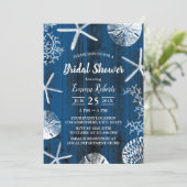 Rustic Beach Wedding Seashells Brautparty Navy Einladung (Stehend Vorderseite)