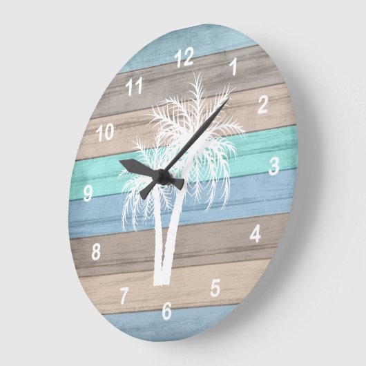 Rustic Beach Wood Nautical and White Palm Trees Große Wanduhr (Winkel)