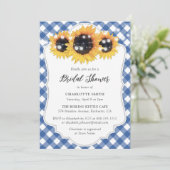 Rustic Blue Gingham Sunflower Brautparty Einladung (Stehend Vorderseite)