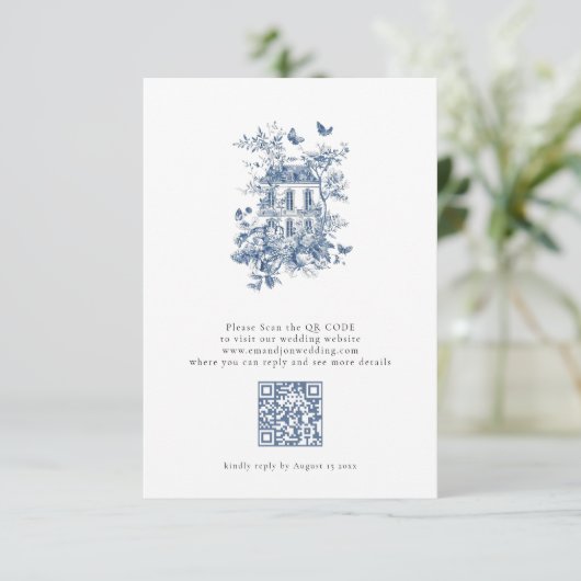 Rustic Blue Toile De Jouy QR Code Wedding RSVP Karte (Stehend Vorderseite)