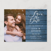 Rustic Blue Wood Script Foto Save the Date Postkarte (Vorderseite)