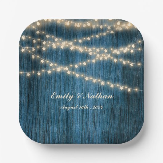 Rustic Blue Wood String Lights Wedding Party Pappteller (Vorderseite)