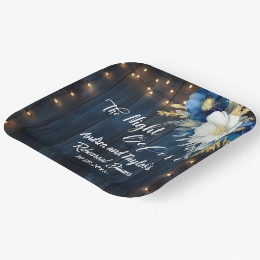 Rustic Blue Wood White Floral Probe Dinner Pappteller (Gewinkelt)