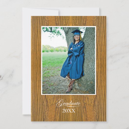 Rustic Board College Graduation Announcement Karte (Vorderseite)