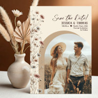 Rustic Boho Chic Wildblumen Arch Foto Hochzeit