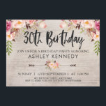 Rustic Boho Floral 30. Geburtstag Einladung<br><div class="desc">Rustic Boho Floral 30. Geburtstag Einladung Sie suchen ein Blumenkohl oder ein Stammes 30. Geburtstag? Das Design besteht aus drei Blumenarrangements und zwei Pfeilen auf einem Kornboden aus Aquarellholz. Ich habe auch einen modernen Pinsel-Kalligrafie-Text für die Überschrift hinzugefügt. Dieses Design ist rustikal, aber gleichzeitig elegant und lädt die Gäste zu...</div>