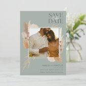 Rustic Boho Sage Foto Wedding Save The Date (Stehend Vorderseite)