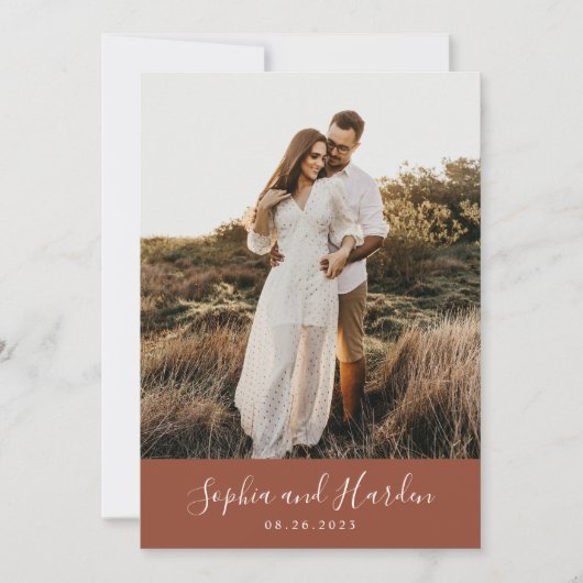 Rustic Boho Terracotta Monogram Foto Wedding Einladung (Vorderseite)