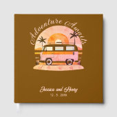 Rustic Brown Adventure erwartet Reisen Gästebuch (Vorderseite)