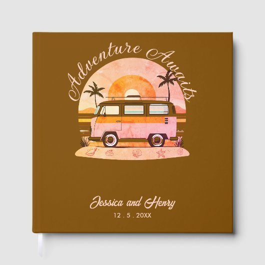 Rustic Brown Adventure erwartet Reisen Gästebuch (Vorderseite)