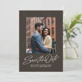 Rustic brown trendy script simple wedding save the date (Stehend Vorderseite)