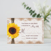 Rustic Burlap Lace Twine Sunflower Wedding RSVP Karte (Stehend Vorderseite)