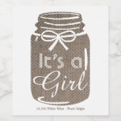 Rustic Burlap Mason Jar New Baby Girl Ankündigung Weinetikett (Einzelnes Label)