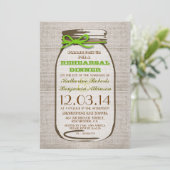 Rustic Burlap Mason Jar Probe Dinner Einladung (Stehend Vorderseite)