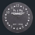 Rustic Chalkboard Mr And Mrs Wedding Große Wanduhr<br><div class="desc">Wedding clock with a rustic chalkboard background. Personalize the farmhouse style clock with last name of the new couple for an unique wedding anniversary gift.</div>