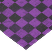 Rustic Checks, Purple and Black Tischdecke (Schrägansicht)