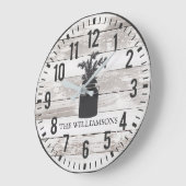 Rustic Chippy Planks Custom Family Name Milk Can Große Wanduhr (Winkel)