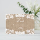 Rustic Country Burlap Lace Wedding RSVP Karte (Stehend Vorderseite)