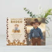 Rustic Cowboy First Rodeo 1. Geburtstag Foto Einladung (Stehend Vorderseite)