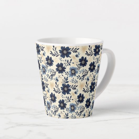 Rustic Dark Blue Beige Flower Folk Art Print Milchtasse (Rechte Ecke)