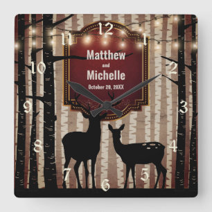 Rustic Deer and Aspen Trees Wedding or Anniversary Quadratische Wanduhr