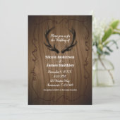 Rustic Deer Antlers Country Wood Stall Hochzeit Einladung (Stehend Vorderseite)