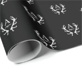 Rustic Deer Antlers Monogram Custom Color Geschenkpapier (Rolleneckpunkt)