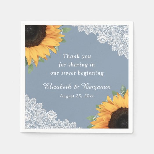 Rustic Dusty Blue Lace Sonnenblumenhochzeit Serviette (Vorderseite)