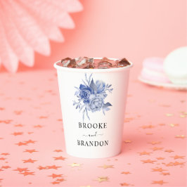 rustic dusty blue roses and other flowers pappbecher