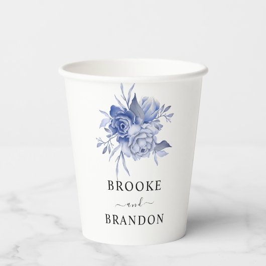rustic dusty blue roses and other flowers pappbecher (Rückseite)