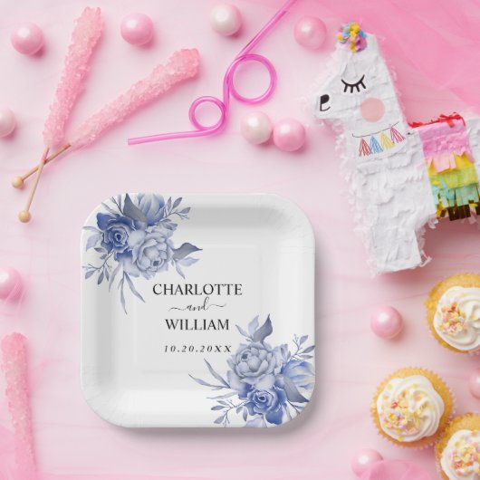 rustic dusty blue roses and other flowers pappteller (Party)