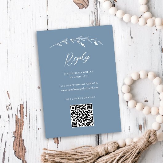Rustic Dusty Blue Wildblume QR Code Wedding RSVP Karte