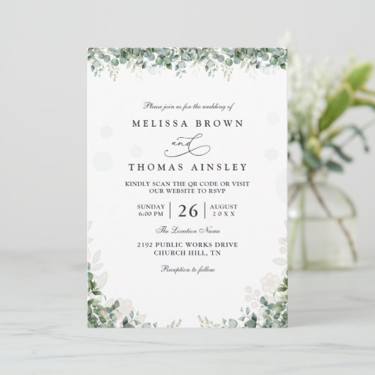 Rustic Eucalyptus Leaves Greenery QR Code Wedding Einladung (Stehend Vorderseite)
