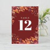 Rustic Fall Autumn Floral Burgundy Table Number Einladung (Stehend Vorderseite)