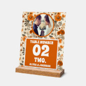 Rustic Fall Blume Foto Hochzeit Tischnummer Acrylschild (Winkel)
