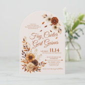 Rustic Fall Burnt Sienna Beige Floral Wedding Einladung (Stehend Vorderseite)