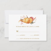 Rustic Fall Floral Pumpkin Hochzeit Gold Script RSVP Karte (Rückseite)