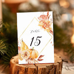 Rustic Fall Gold Floral Pumpkin Hochzeit Tischnummer<br><div class="desc">Diese Tischnummer bietet rustikale Aquarellfarben-Blume und Kürbisse in gebrannten Orange,  Gold,  Terrakotta,  Bordeaux,  Rot mit beige und braunen Pampas Gras. Für eine erweiterte Anpassung dieses Designs klicken Sie bitte auf den Link "Weitere Anpassung". Matching-Elemente sind ebenfalls verfügbar.</div>