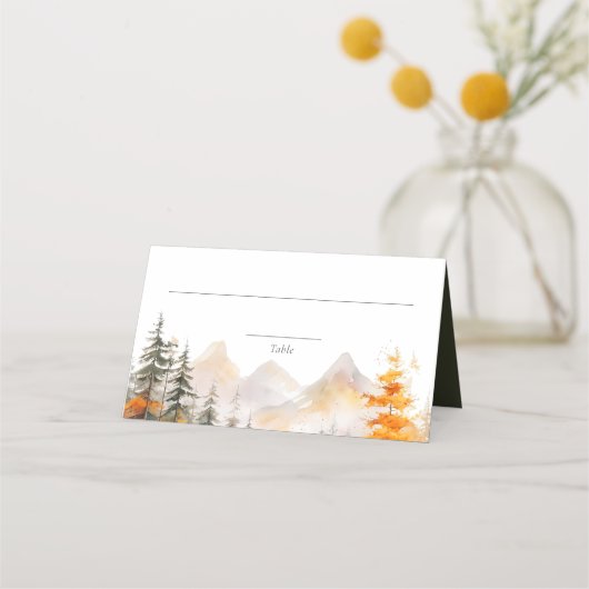 Rustic Fall Mountain Pine Forest Wedding Platzkarte (Vorderseite)