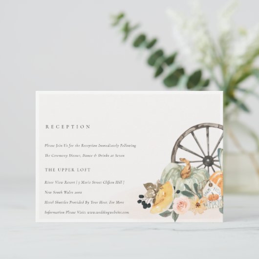 Rustic Fall Pumpkin Leafy Floral Hochzeit Empfang Begleitkarte (Stehend Vorderseite)